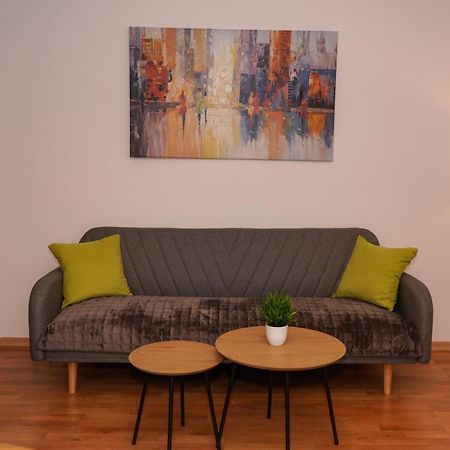 Prime Apartment Skopje Esterno foto